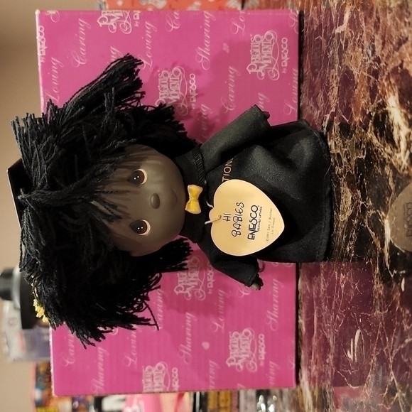 Precious moment graduation Girl & PRECISE MOMENT HI BABBIES - Picture 2 of 9